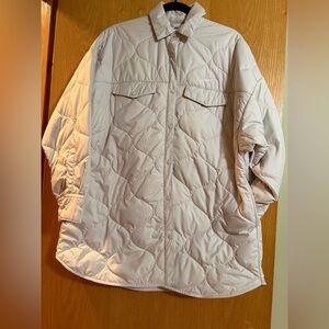 Nike Women's Quilted Puffer Jacket - Light Gray